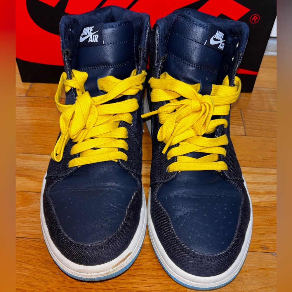 Air Jordan 1 Retro High Sneakers